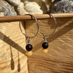 reringe, hndlavet slvfarvet Dubhe creol med gul jade krystal og brun lavasten.