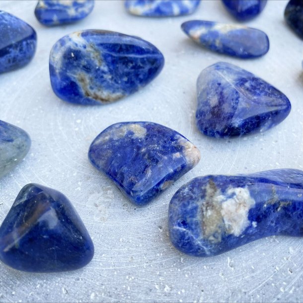 Sodalit (2-4 cm)