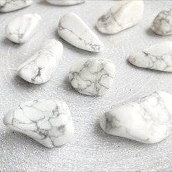 Howlit, Hvid (2-3 cm)