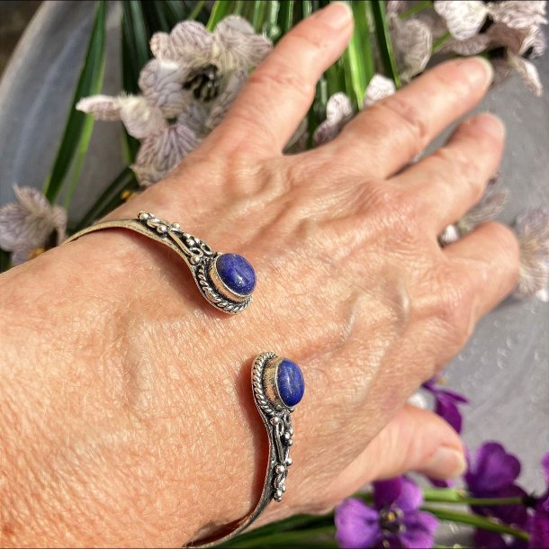 Armbnd med 2 Lapis Lazuli