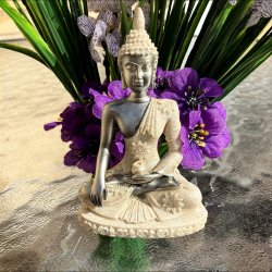 Buddha i harpiks (10 cm)