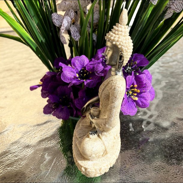 Buddha i harpiks (10 cm)