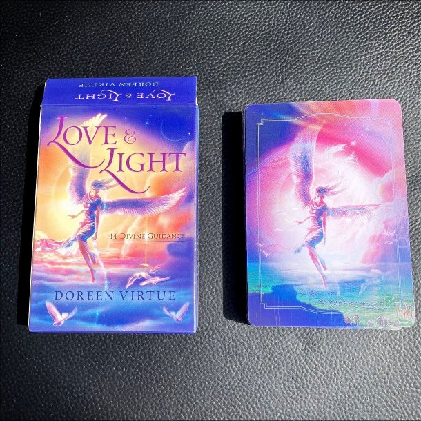 Love &amp; Light Orakelkort af Doreen Virtue