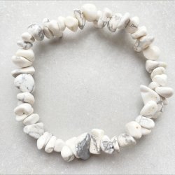 Hvid Howlit chip armb�nd