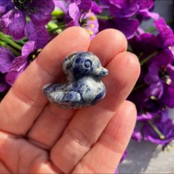 Sodalit and (ca. 2 cm)