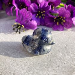 Sodalit and (ca. 2 cm)