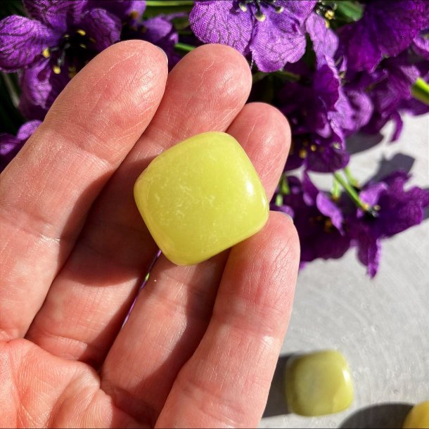 Jade, Lemon (2-3 cm)