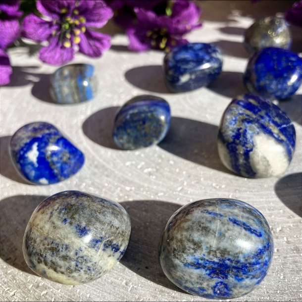 Lapis Lazuli (2-3 cm)