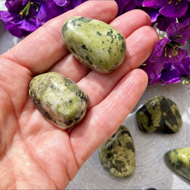 Jade, Nefrit (3-4 cm)