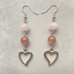  Rosa/Jordbrkvarts reringe med hjerte