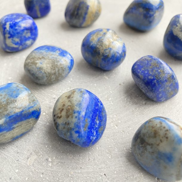 Lapis Lazuli (2-3 cm)