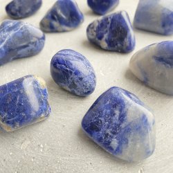 Sodalit (2-4 cm)